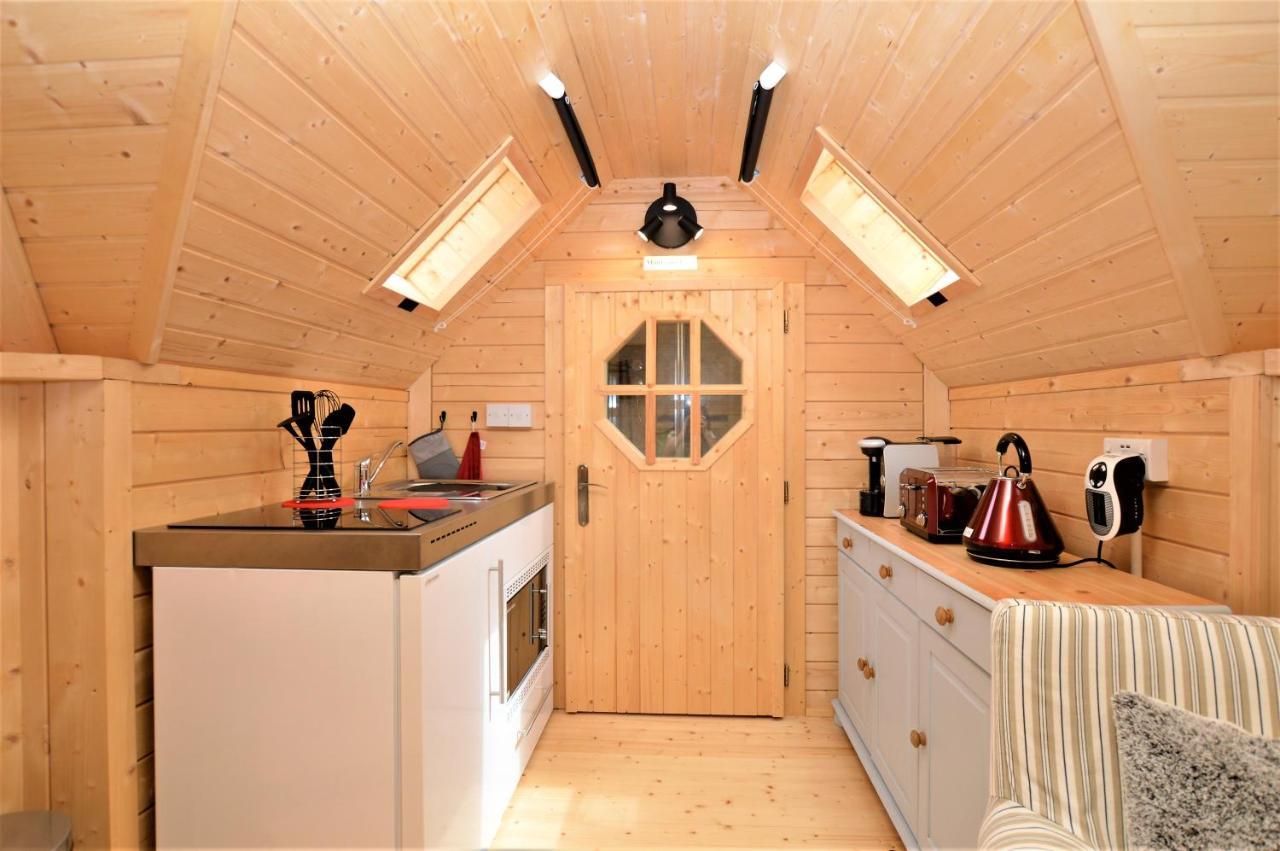 Seal Point Cabin - Luxury Glamping Cairndow エクステリア 写真