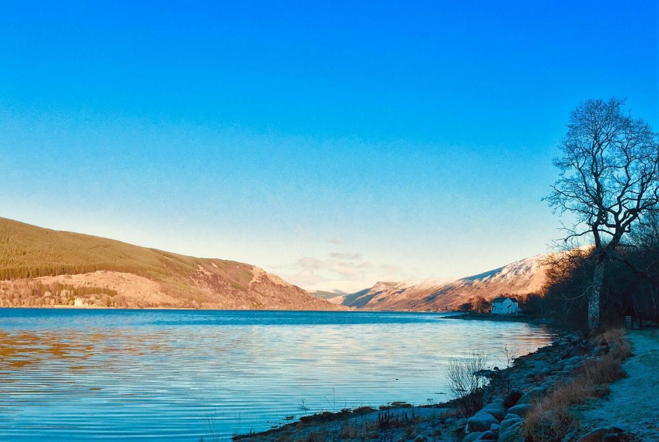 Seal Point Cabin - Luxury Glamping Cairndow エクステリア 写真